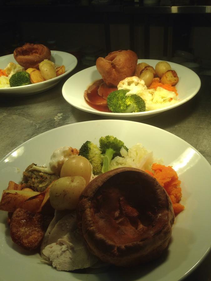 The Queen Anne Inn Hucklow